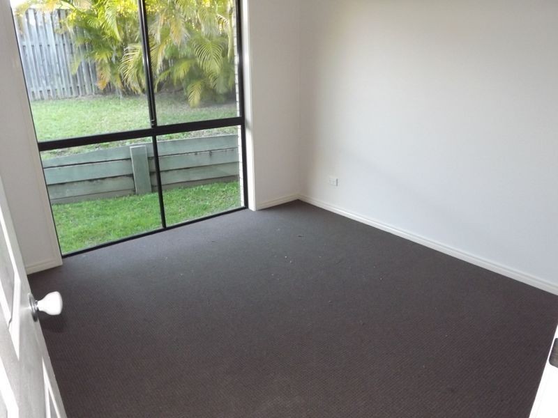 12 Firecrest Close, Upper Coomera QLD 4209