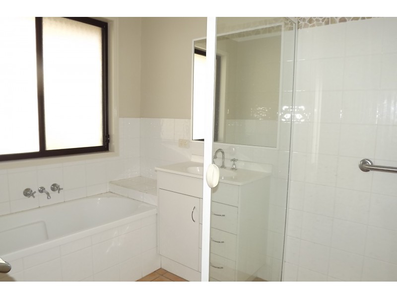 4 Appletree Street, Upper Coomera QLD 4209