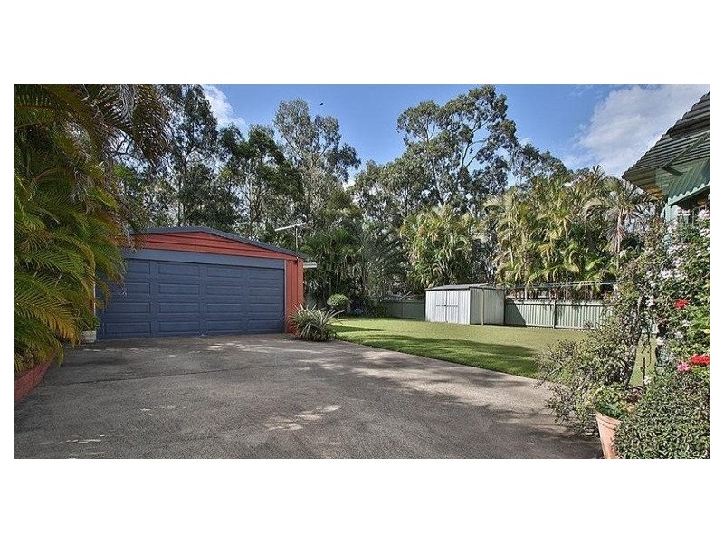 28 Centaurus Crescent, Regents Park QLD 4118