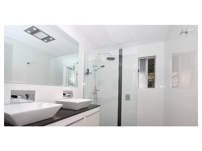 28 Centaurus Crescent, Regents Park QLD 4118