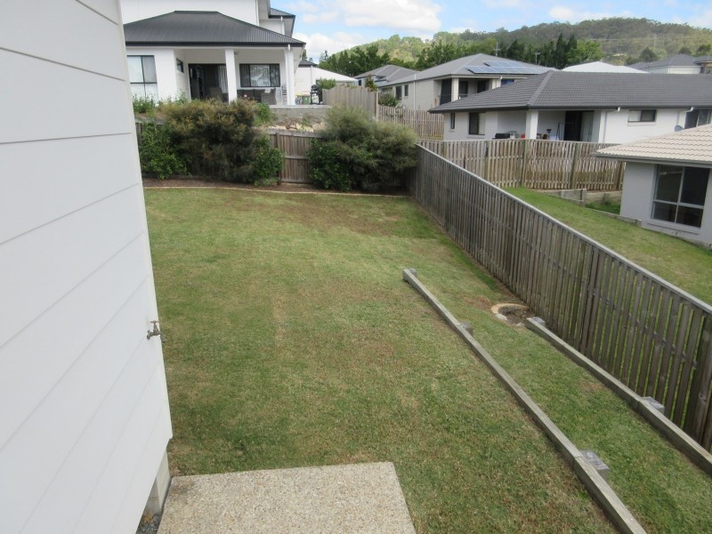 24 Joshua Place, Oxenford QLD 4210