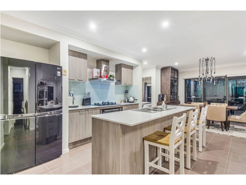 49 Oakover Avenue, Ormeau Hills QLD 4208