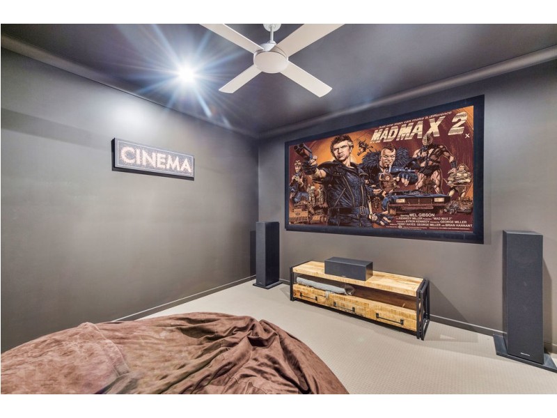 49 Oakover Avenue, Ormeau Hills QLD 4208