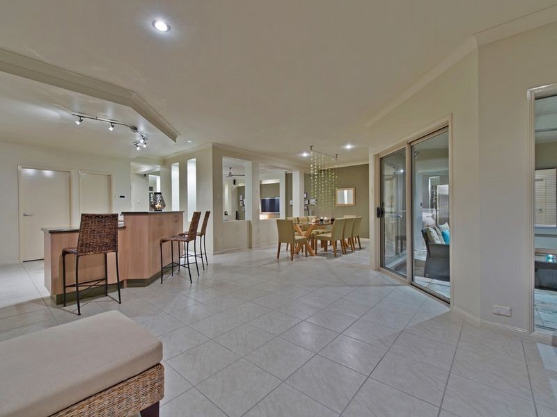 10 Pacha Close, Coomera Waters QLD 4209