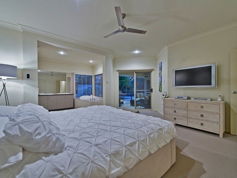 10 Pacha Close, Coomera Waters QLD 4209