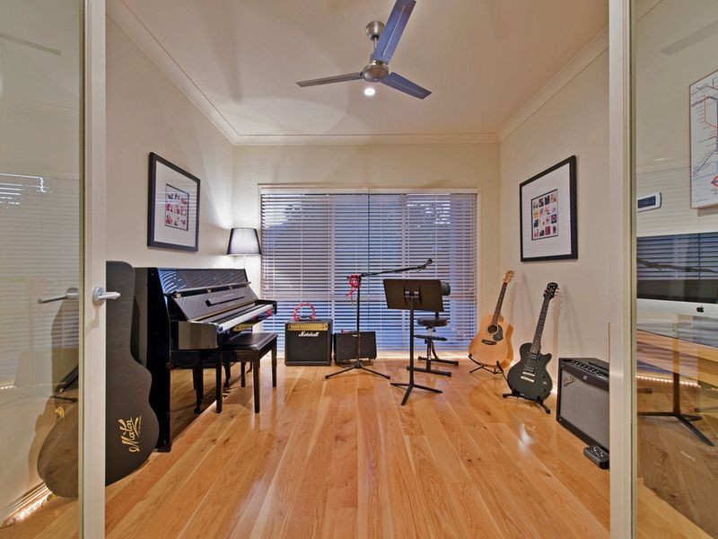 10 Pacha Close, Coomera Waters QLD 4209