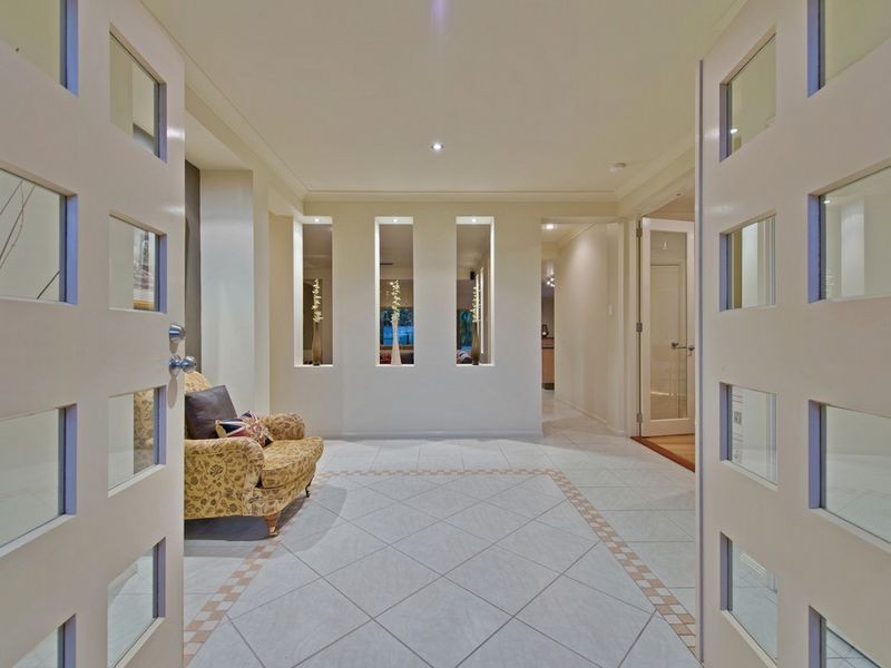 10 Pacha Close, Coomera Waters QLD 4209