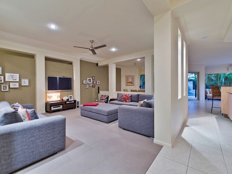 10 Pacha Close, Coomera Waters QLD 4209
