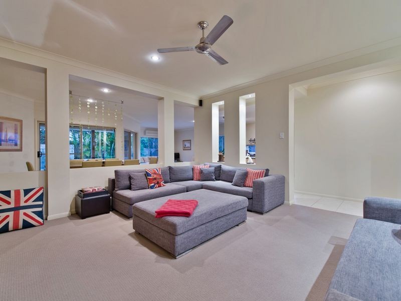 10 Pacha Close, Coomera Waters QLD 4209