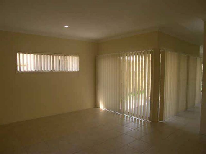 8 Benson Court,, Ormeau QLD 4208