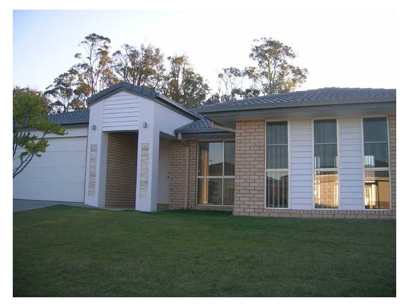 8 Stacer Street, Upper Coomera QLD 4209