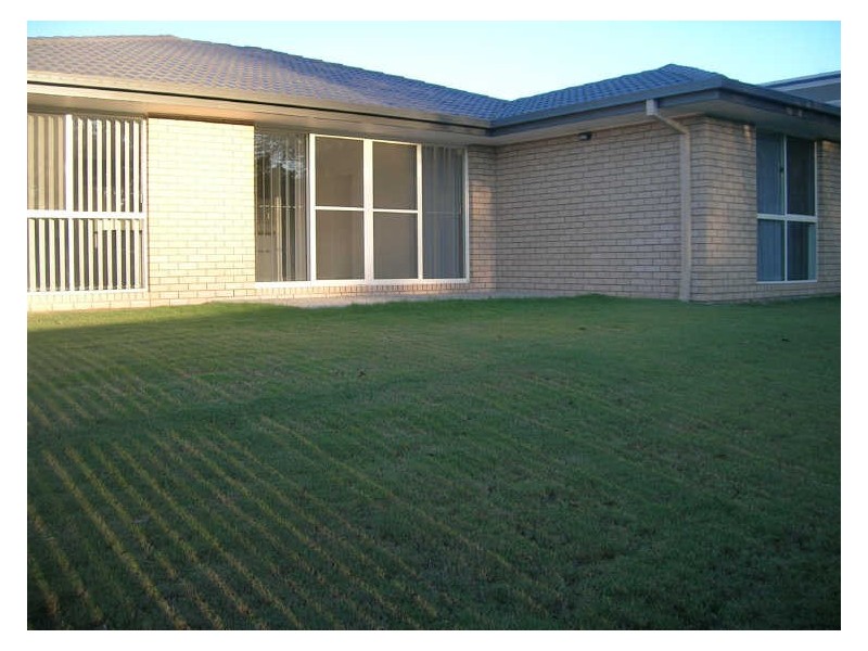 8 Stacer Street, Upper Coomera QLD 4209