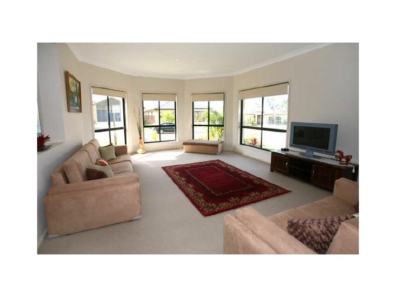 11 Nandina Court, Upper Coomera QLD 4209