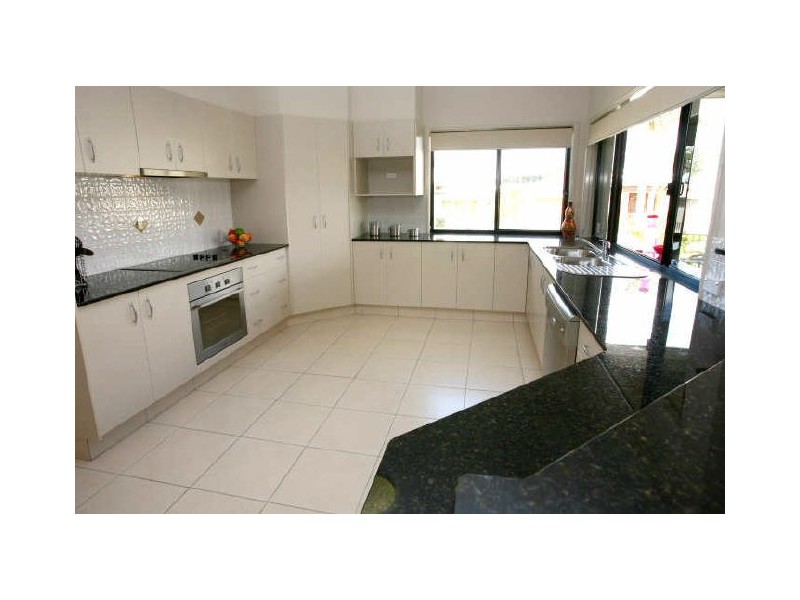 11 Nandina Court, Upper Coomera QLD 4209