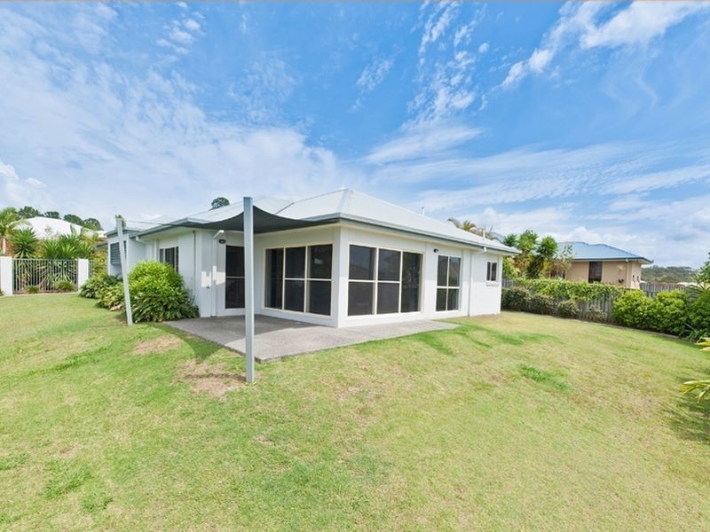 9 Sailaway Court, Coomera Waters QLD 4209