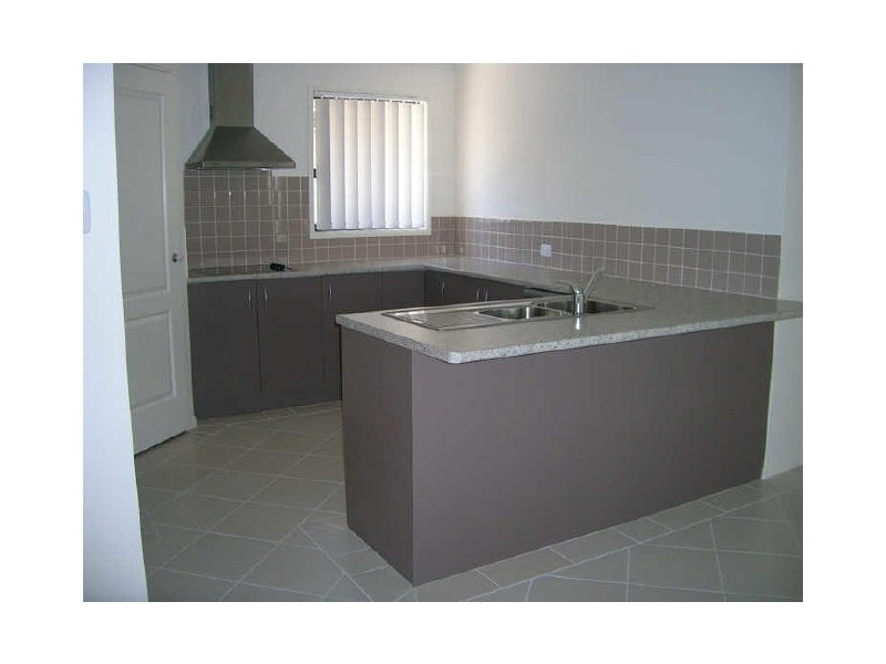 8 Ansett Way, Upper Coomera QLD 4209