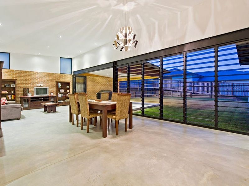 1 Chinaberry Crescent, Upper Coomera QLD 4209