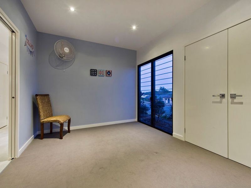 1 Chinaberry Crescent, Upper Coomera QLD 4209