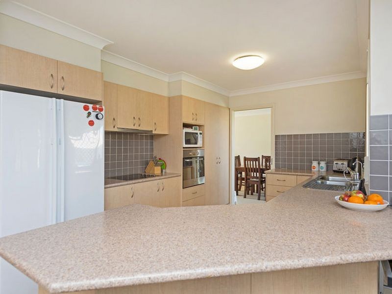 17 Southern Lights Drive, Pimpama QLD 4209