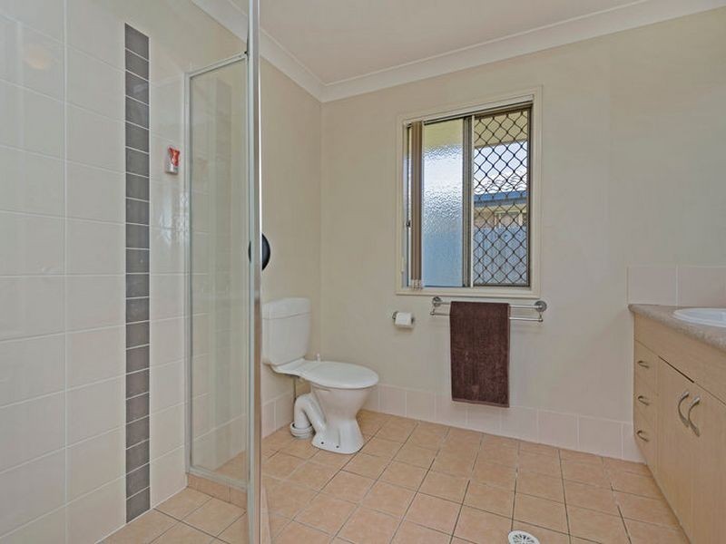 17 Southern Lights Drive, Pimpama QLD 4209