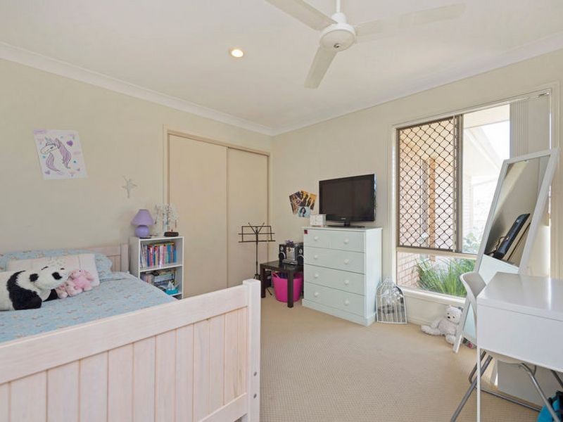 17 Southern Lights Drive, Pimpama QLD 4209