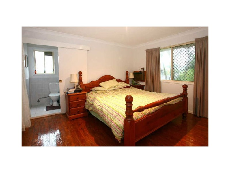 57 Open Drive, Arundel QLD 4214