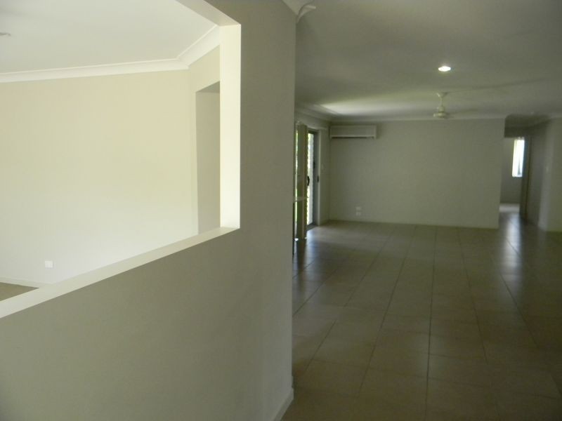 30 Greenleaf Street, Upper Coomera QLD 4209