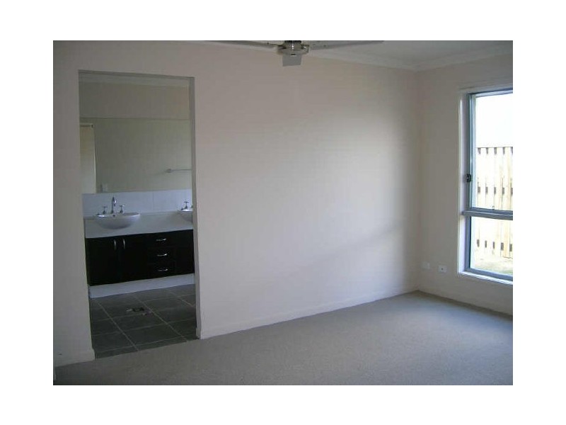 12 Torrington St,Highland Reserve, Upper Coomera QLD 4209