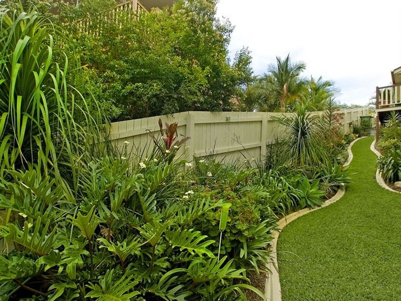 6 Macklin Court, Upper Coomera QLD 4209