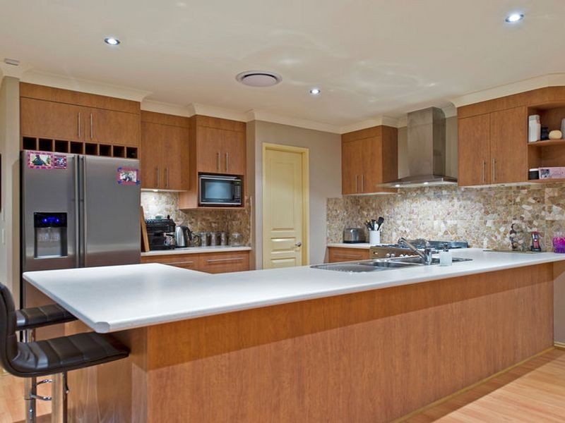 11 Sailaway Court, Coomera Waters QLD 4209