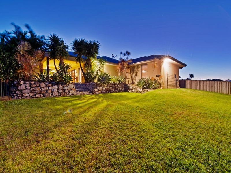 11 Sailaway Court, Coomera Waters QLD 4209