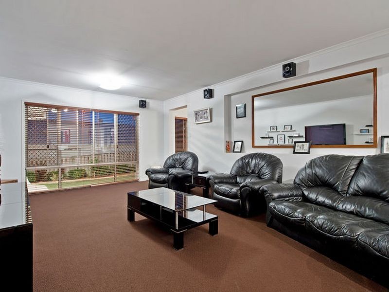 19 Zeus Circuit, Coomera Waters QLD 4209