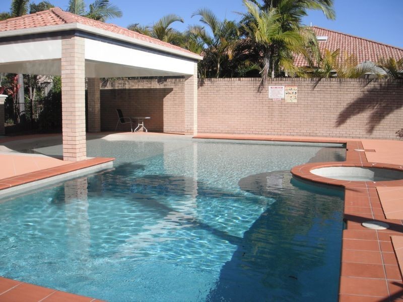 19/2 Bos Drive, Coomera QLD 4209