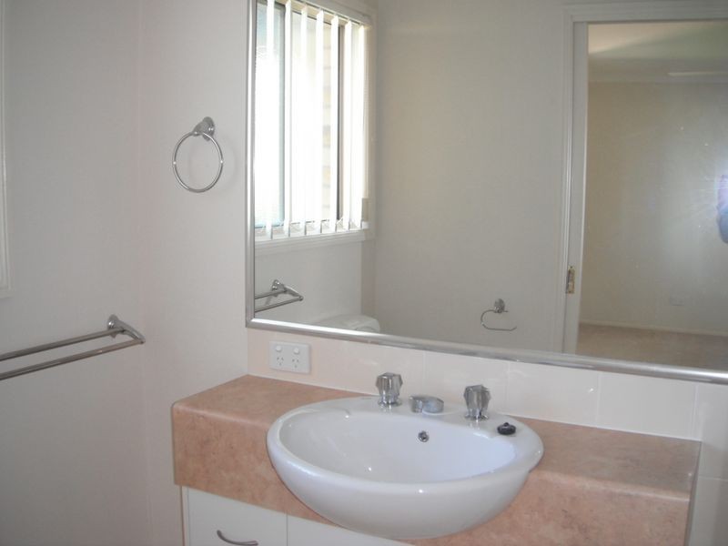 19/2 Bos Drive, Coomera QLD 4209