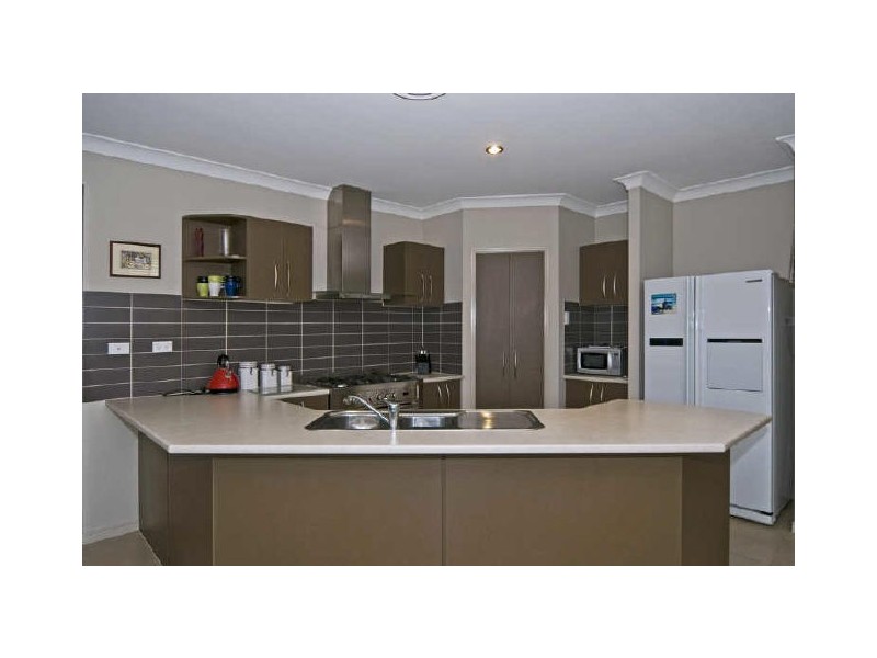 8 Redbay Street, Upper Coomera QLD 4209