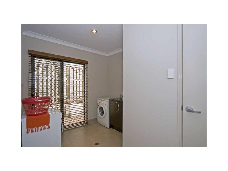 8 Redbay Street, Upper Coomera QLD 4209