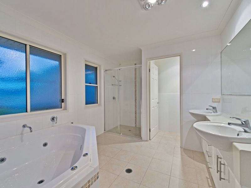 66 Buccaneer Way, Coomera Waters QLD 4209