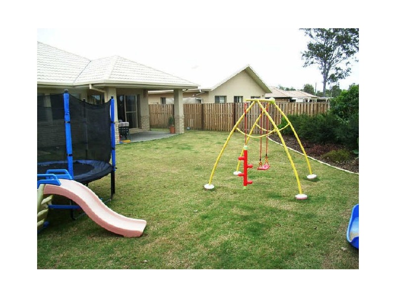 8 Benson Street, Ormeau QLD 4208