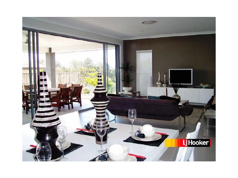 42 Candlebark Circuit, Upper Coomera QLD 4209