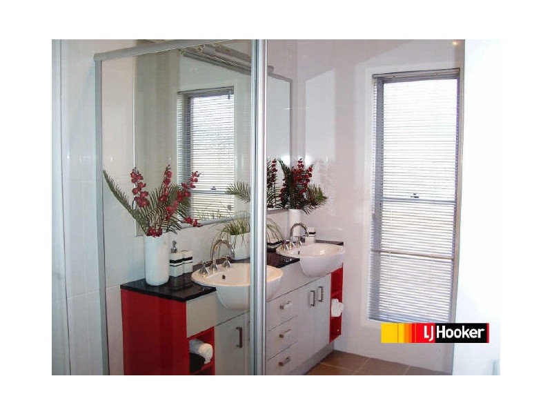 42 Candlebark Circuit, Upper Coomera QLD 4209