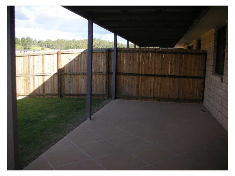 2/17 Moss Terrace, Pimpama QLD 4209