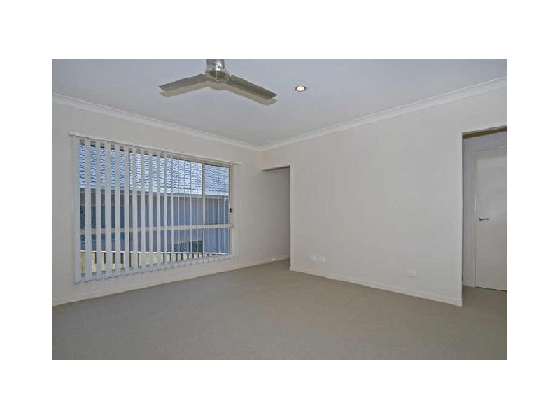 19 Greendragon Crescent, Upper Coomera QLD 4209