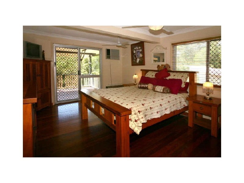 118 Tarata Road, Guanaba QLD 4210