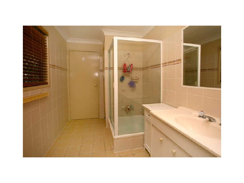 118 Tarata Road, Guanaba QLD 4210