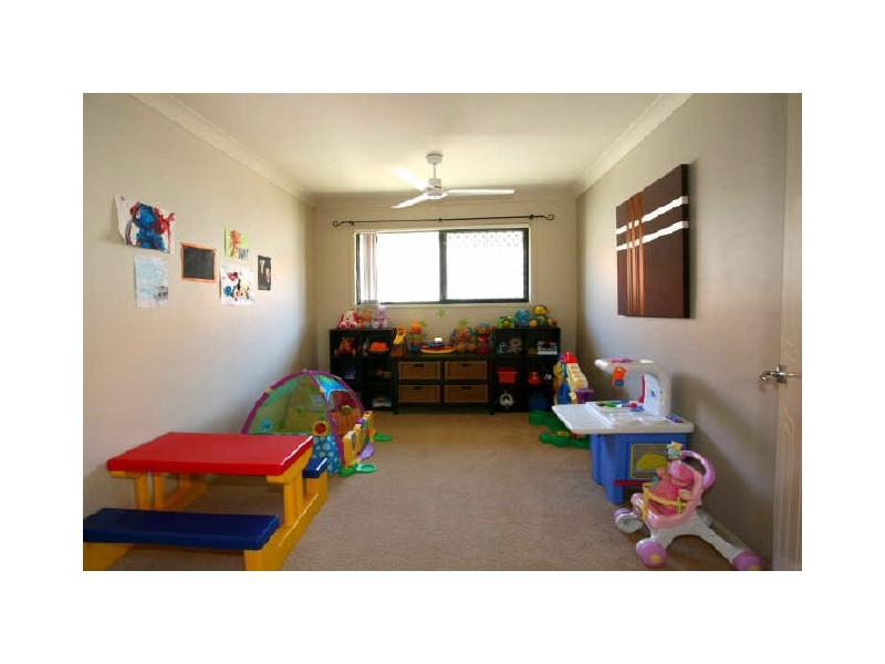 4 River Heights Road, Upper Coomera QLD 4209