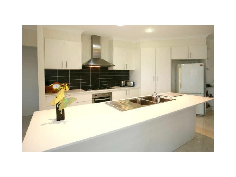 6 Jet Street, Upper Coomera QLD 4209