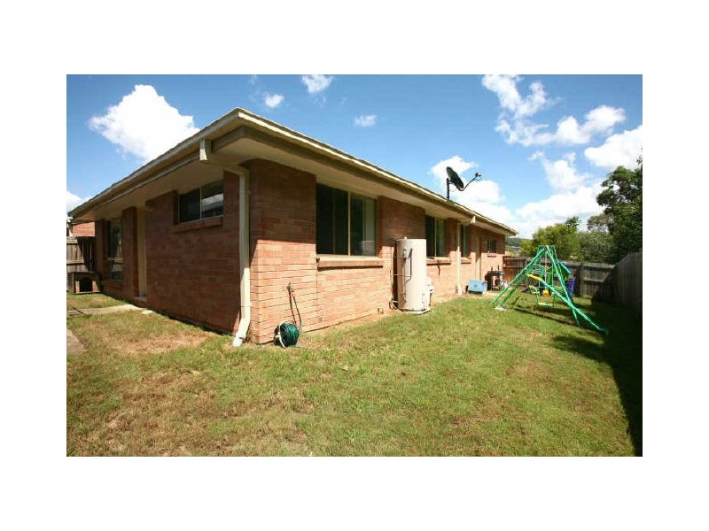 2/19 Old Kent Road, Upper Coomera QLD 4209