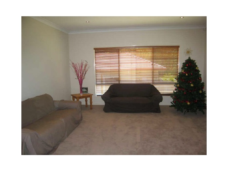 8 Pitt Street, Upper Coomera QLD 4209