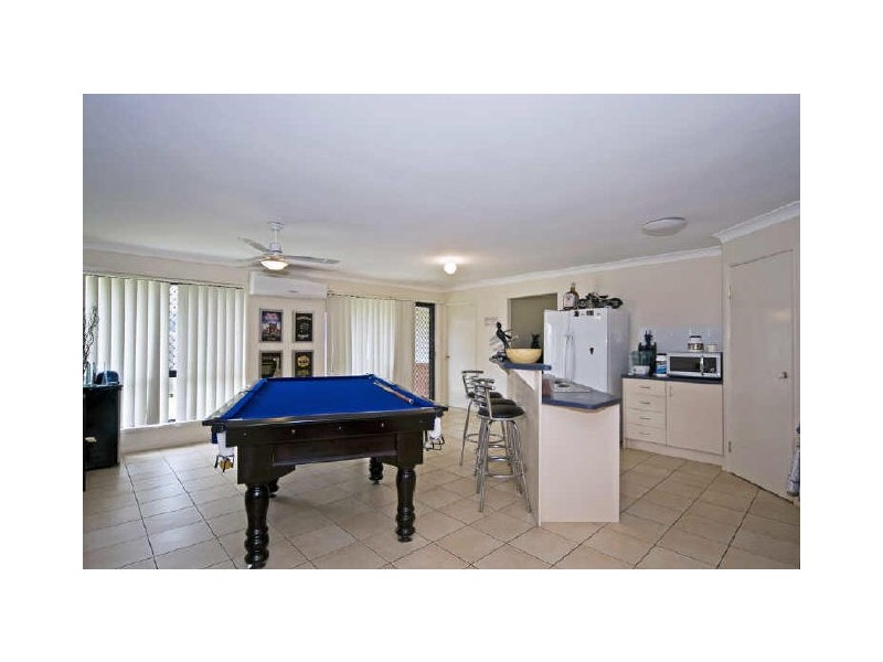 17 Broxbourne Place, Oxenford QLD 4210