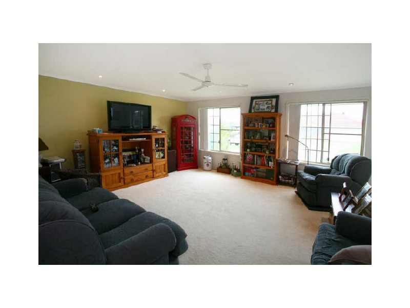 3 Lomandra Court, Oxenford QLD 4210